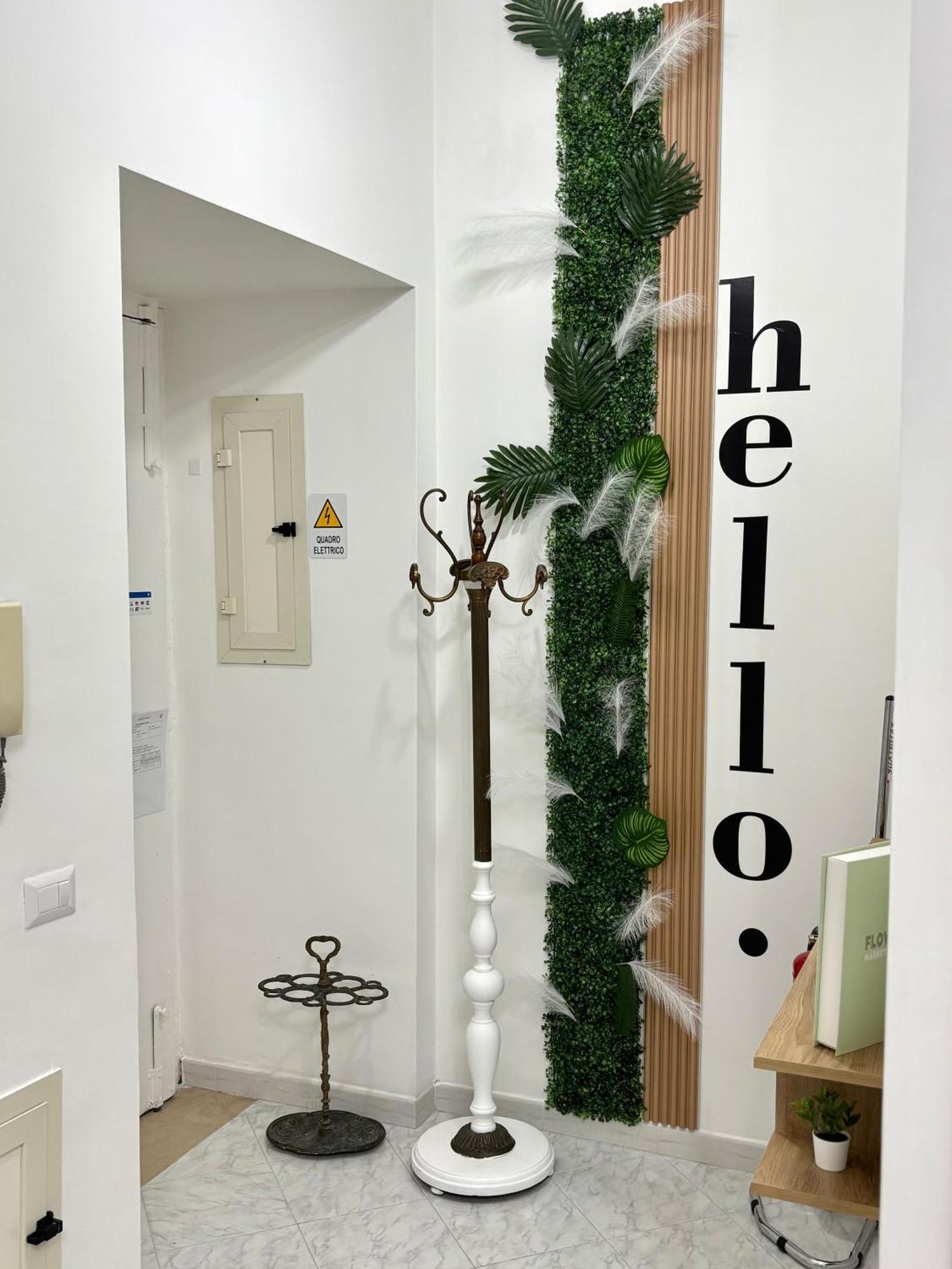 Free Parking - La Fenice House Apartment